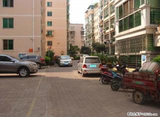 铁西旁东安街世纪花园小区4楼大2房1厅家电家具齐全拎包入住，小区24小时物业管理，小 - 桂林28生活网 www.28life.com