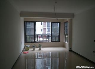 虞山公园 春江苑碧水嘉园旁 彰泰江与城 - 桂林28生活网 www.28life.com