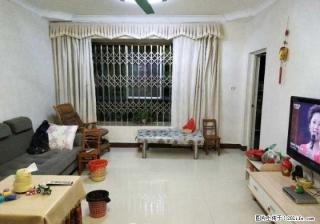 芳华路口 【爱琴湾畔】 气象局对面 1楼3房2厅 125平76万 - 桂林28生活网 www.28life.com