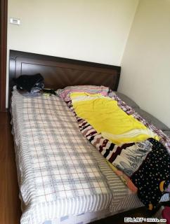 出售全友的1.8米*2米的床 - 桂林28生活网 www.28life.com