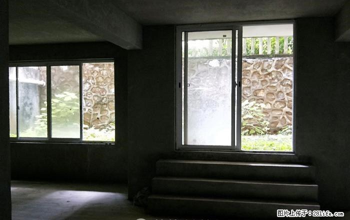 @七星区  彰泰兰乔圣菲  小区中央毛坯复式6房266平带30楼平花园 - 房屋出售 - 房屋租售 - 桂林分类信息 - 桂林28生活网 www.28life.com