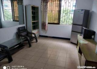 @七星区  鸾西一区  黄金4楼精装2房68平38万看房方便业主诚心出售 - 桂林28生活网 www.28life.com