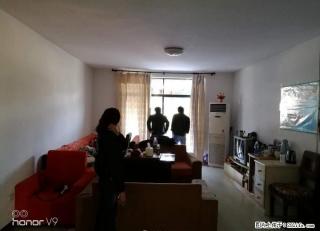 @叠彩区  圣隆天龙居  黄金3楼精装3房123.3平66万业主诚心出售 - 桂林28生活网 www.28life.com