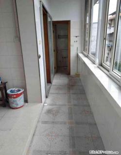 @七星区  漓江路  无线电厂宿舍  黄金4楼精装3房82平40万业主诚心出售 - 桂林28生活网 www.28life.com