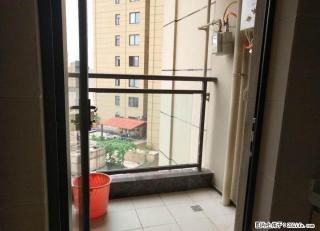 @七星区  万达华府电梯7楼精装2房送家具家电75平70万投资居住的首选 - 桂林28生活网 www.28life.com