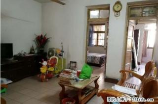 体育馆对面鸾西二区有车位带杂物间 七星区穿山公园东晖国际旁 - 桂林28生活网 www.28life.com