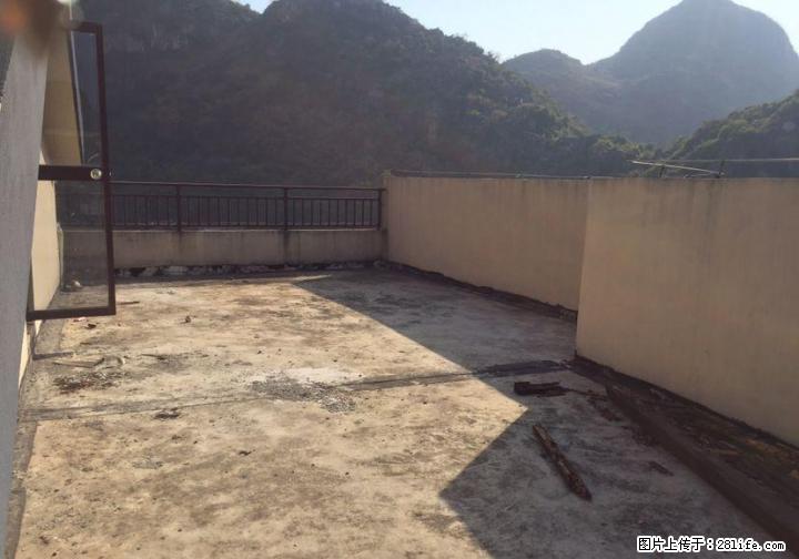 ZZ 湖光山色临湖大境 美到连看都是一种享受 清水三层复式带大露台 看图就知道了！ - 房屋出售 - 房屋租售 - 桂林分类信息 - 桂林28生活网 www.28life.com