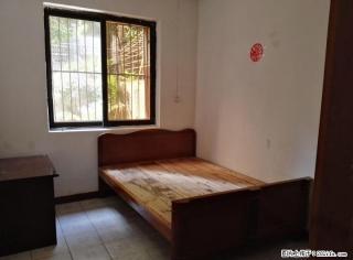 西凤路3房出租，一楼，带后院 - 桂林28生活网 www.28life.com