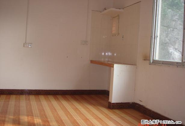 1房1厅400元出租两房一厅600元（机场路漓江加油站旁） - 房屋出租 - 房屋租售 - 桂林分类信息 - 桂林28生活网 www.28life.com