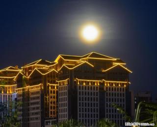 转让尼康18—105镜头 - 桂林28生活网 www.28life.com