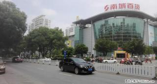 临街商务中心楼房出租 - 桂林28生活网 www.28life.com