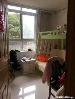 急售！七星区汇通小学附近香山画苑3房2厅2卫2楼1 02平2005年建精装68万 - 桂林28生活网 www.28life.com