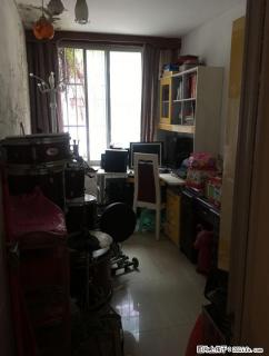 急售！路灯管理处对面西门菜市1楼3房1厅79平1990年建精装30万 - 桂林28生活网 www.28life.com