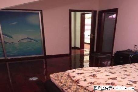 三里店 东晖国际顶复 精装5房 上下2层带露台 120万 - 房屋出售 - 房屋租售 - 桂林分类信息 - 桂林28生活网 www.28life.com