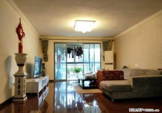 甲天下广场旁 鑫海国际精装平层大三房146平电梯4楼126万 - 桂林28生活网 www.28life.com