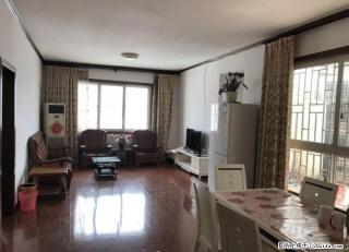 兴进广场对面五里店果批市场  时代广场精装大3房 采光良好 130平 2800/月 - 桂林28生活网 www.28life.com