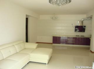 金水路口面临机场路景泰嘉园小区137平米3房2卫2厅新电梯房价格合理1300，交通非常便利 - 桂林28生活网 www.28life.com