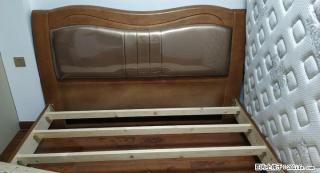 本人有一全新实木床要出售 - 桂林28生活网 www.28life.com