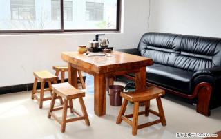 【老樟木】方形茶几，配四个小马凳，古朴简约雅致！95成新 - 桂林28生活网 www.28life.com