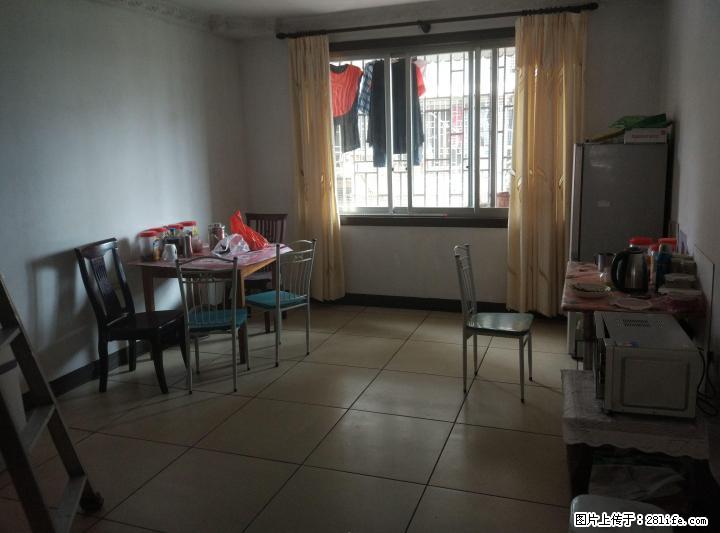 98平方大房间,大客厅!铁西美食巷入口对面,靠近火车站,汽车站,公交站交通便利 - 房屋出租 - 房屋租售 - 桂林分类信息 - 桂林28生活网 www.28life.com