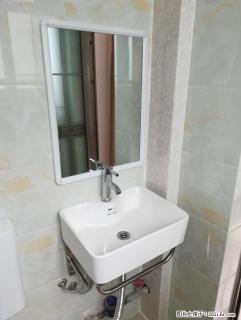 彰泰鸣翠新都旁，广航花园后门，万正西区国际对面，交通便利，买菜方便，门禁安全 - 桂林28生活网 www.28life.com