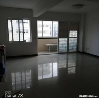 上海路口厅大40?三房一厅二卫 - 桂林28生活网 www.28life.com