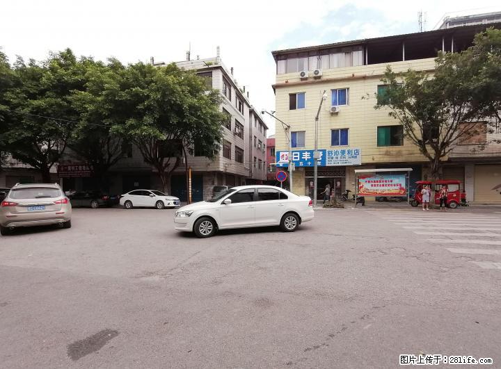 始发站附近,整栋楼出售。1楼门面,2楼办公楼,3.4.5.6楼住房配套。630平仅售200万 - 写字楼 - 房屋租售 - 桂林分类信息 - 桂林28生活网 www.28life.com