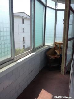 出售中山南路黄金二楼3房1厅1卫100平米60万 - 桂林28生活网 www.28life.com