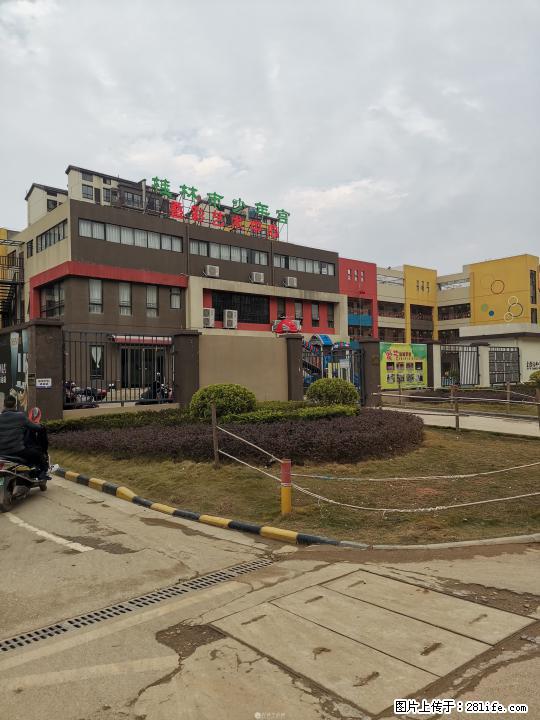 联发欣悦旺铺出租，靠小区及学校门口，可做阁楼，月租1600元，房东自租无转让费 - 商铺租转 - 房屋租售 - 桂林分类信息 - 桂林28生活网 www.28life.com