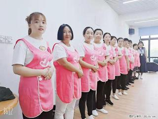 上海高端月子会所招新手月嫂，零基础带教，包吃住