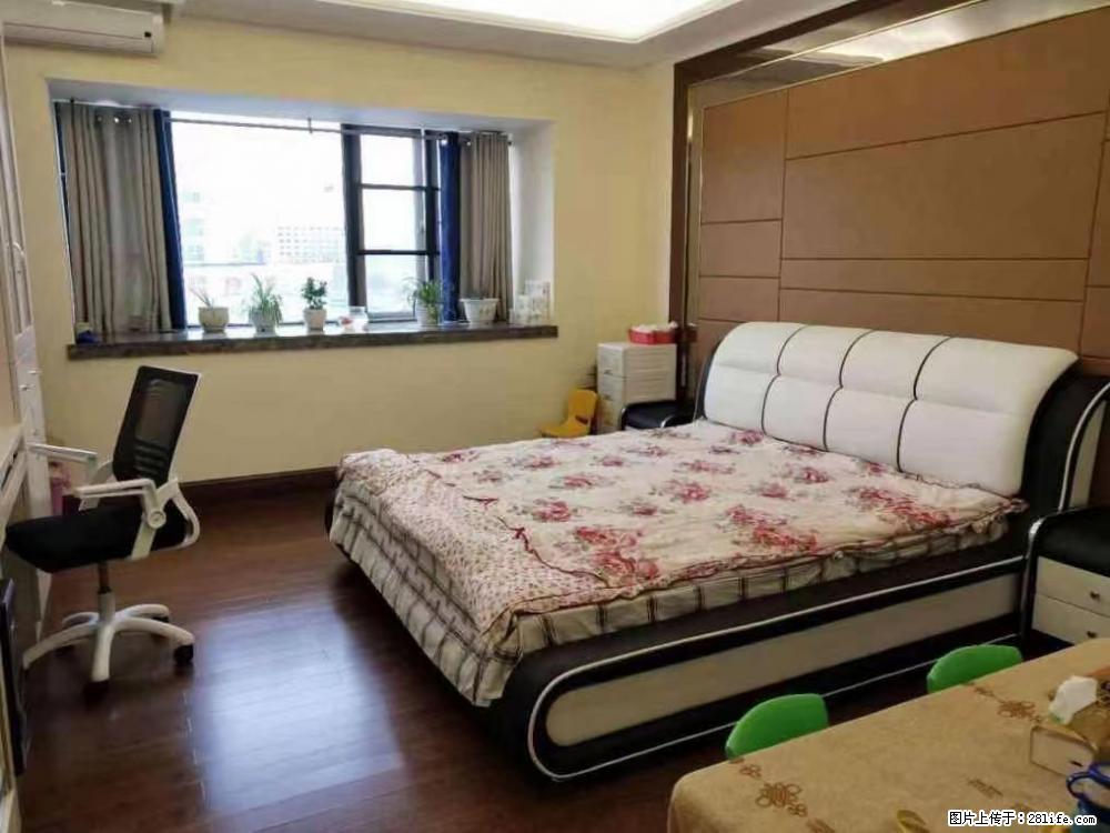 恒大广场187平大户型3房，带大露台，亏本价120万，急售！买到就是赚到 - 房屋出售 - 房屋租售 - 桂林分类信息 - 桂林28生活网 www.28life.com