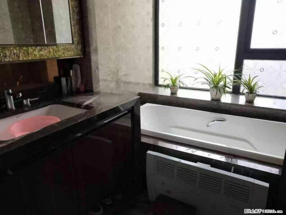 恒大广场187平大户型3房，带大露台，亏本价120万，急售！买到就是赚到 - 房屋出售 - 房屋租售 - 桂林分类信息 - 桂林28生活网 www.28life.com