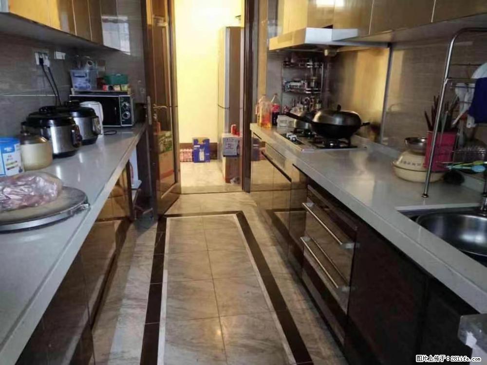 恒大广场187平大户型3房，带大露台，亏本价120万，急售！买到就是赚到 - 房屋出售 - 房屋租售 - 桂林分类信息 - 桂林28生活网 www.28life.com