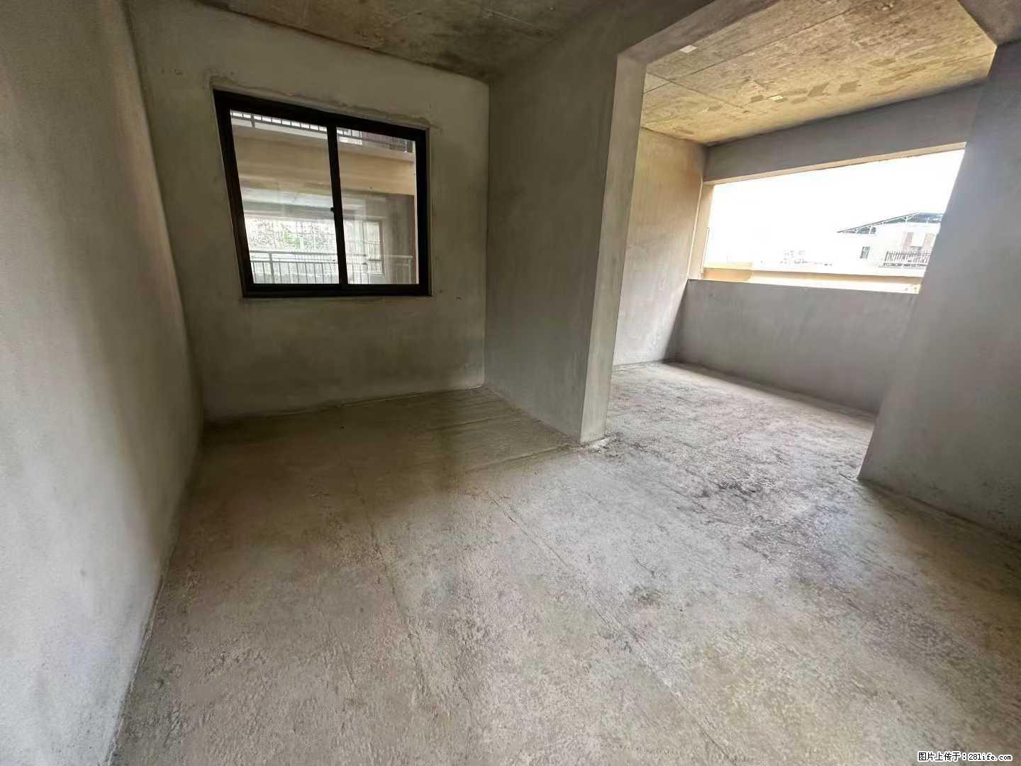 【彰泰学府】最便宜一套四房，户型：4房2厅2卫，122平，双阳台，朝小区东南面，吉售：45.8W - 房屋出售 - 房屋租售 - 桂林分类信息 - 桂林28生活网 www.28life.com