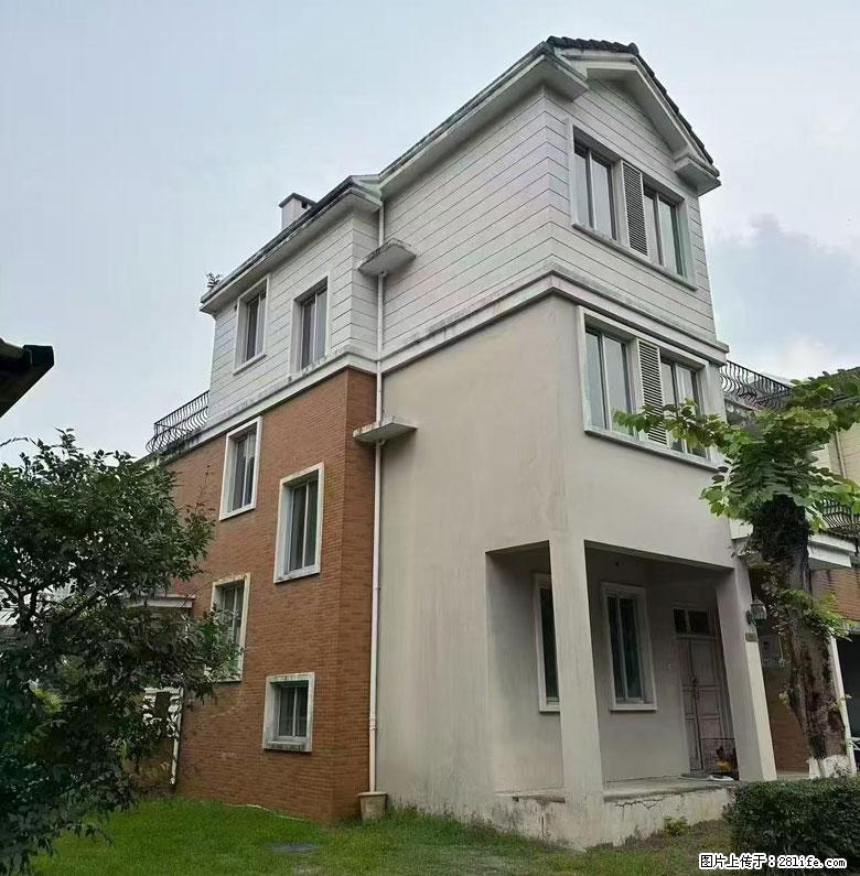 【麒麟湾】独栋别墅 235万，10分钟享万象、万达、吾悦三商圈，建面295㎡ | 私享280㎡大花园 - 房屋出售 - 房屋租售 - 桂林分类信息 - 桂林28生活网 www.28life.com