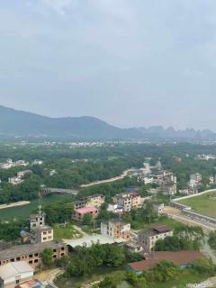 【彰泰峰誉】黄金楼层，产权119平，4房2厅2卫，无敌视野，江景房，一口价：53.8万