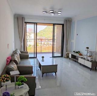 【麓湖国际翡翠湾】3房2厅1卫，电梯5楼，面积：87.58㎡+16㎡（赠送），仅售：37.6万 - 桂林28生活网 www.28life.com