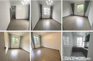叠彩书包房，一口价29.8万， 三房，叠彩区森林公安局，中山北路159号，面积：产权73平