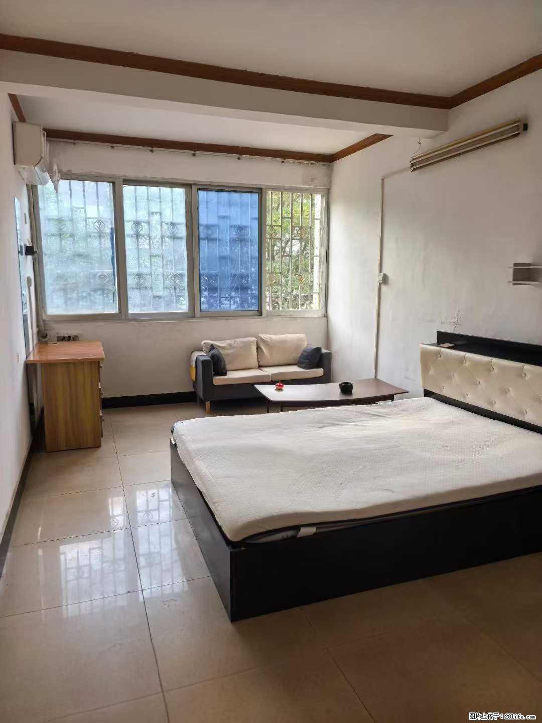 桂林站旁两房出租，带部分家电家具，800元/月，看房联系：郭15877030173（微信同号） - 家居生活 - 桂林生活社区 - 桂林28生活网 www.28life.com