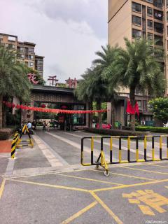 叠彩区九华路花千树小区商铺出售，25平，23万，带租约即买即收租1000元/月
