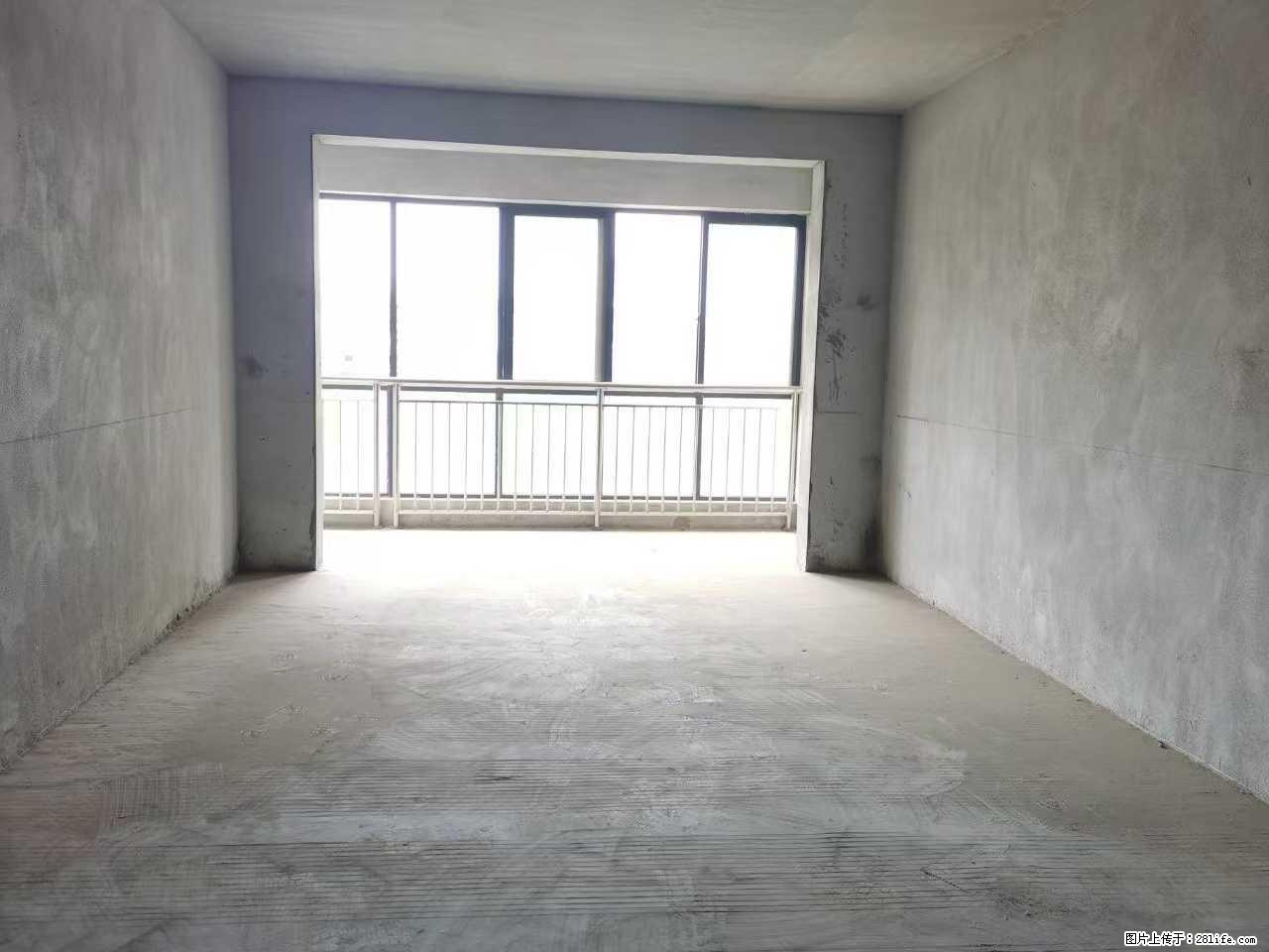 必看好房！【地王国际】19楼四房，稀缺7.2米超长观景阳台，千米无遮挡，黄金中间楼层 ，总高30层 - 房屋出售 - 房屋租售 - 桂林分类信息 - 桂林28生活网 www.28life.com