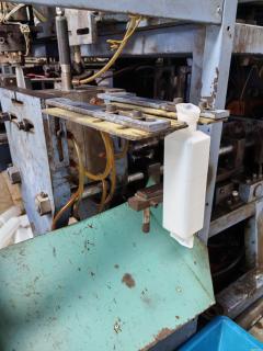 【桂林荣泰塑胶】注塑加工PP，ABS，吹塑PE瓶子代加工 - 桂林28生活网 www.28life.com